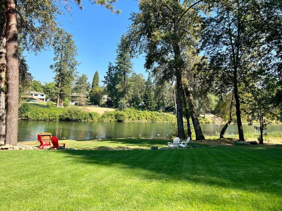 Deluxe Cabin 1 - Rogue River Resort Grants Pass Zewnętrze zdjęcie